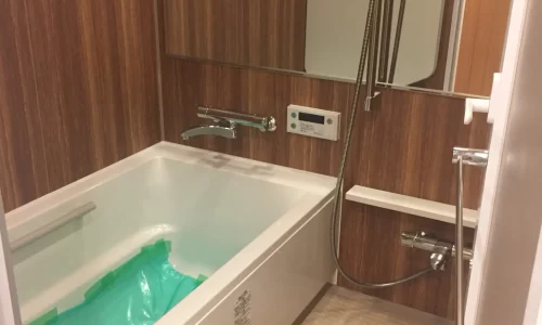 スケルトン状態からマンションリノベーションのお風呂の写真