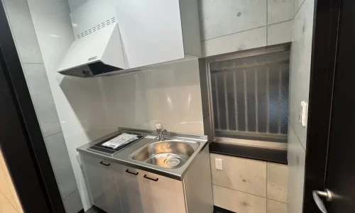 倉庫から事務所へのリフォームのキッチンのAfter写真