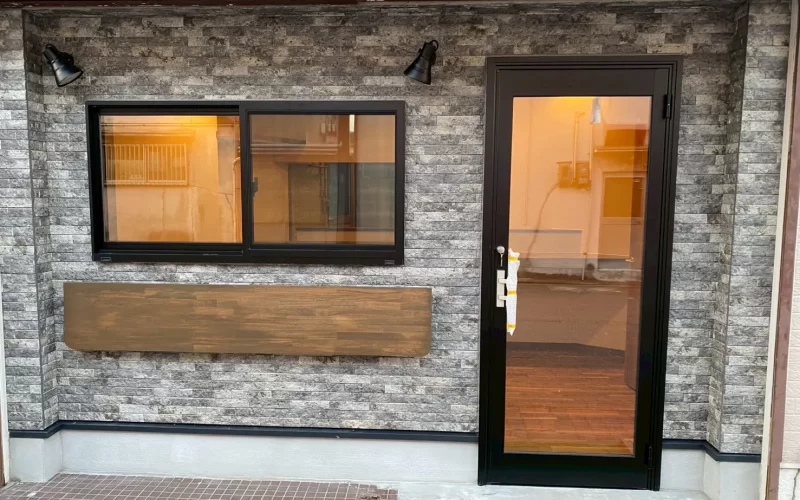 空き家だった店舗のリフォームの外観のAfter写真