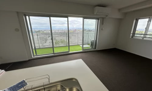 マンションの高級賃貸仕様へのリフォームのリビングの写真