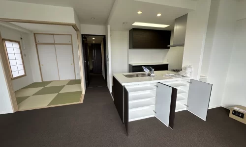 マンションの高級賃貸仕様へのリフォームのリビングの写真